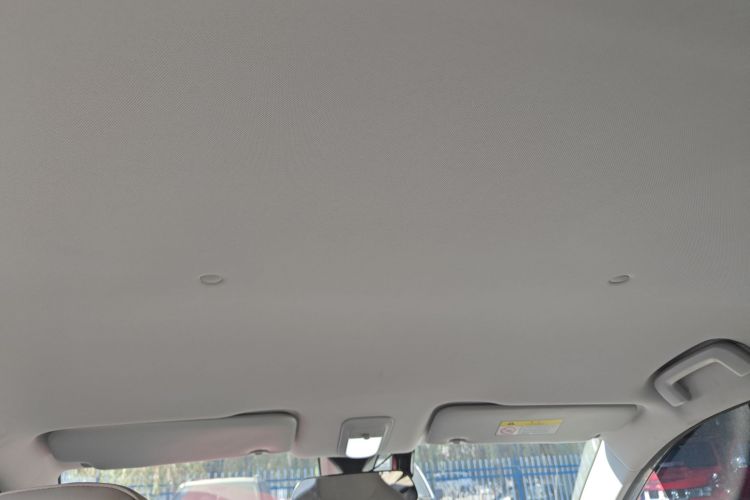 五菱汽车 五菱缤果PLUS 2024款 330km 五座版中控内饰22