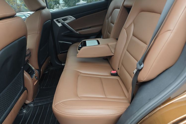 吉利汽车 博越 2016款 1.8TD 自动智尊型中控内饰21