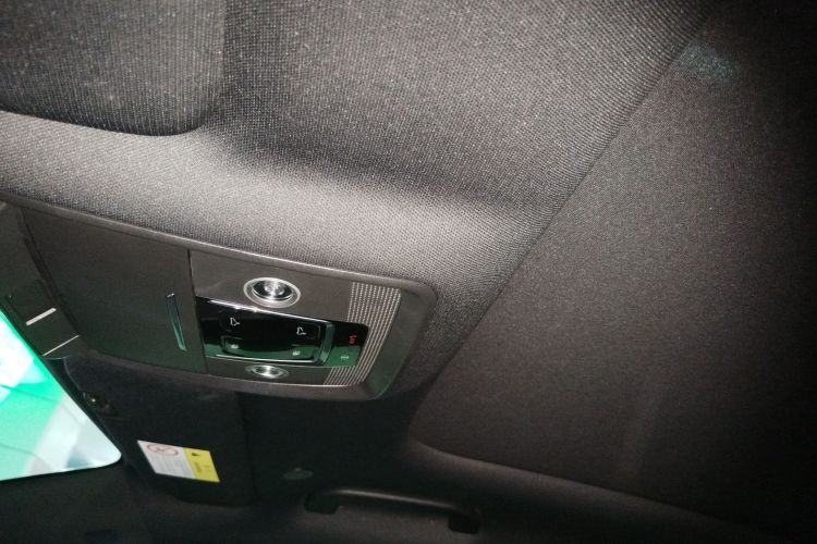 比亚迪 汉 2023款 EV 冠军版 506KM前驱尊贵型局部细节22