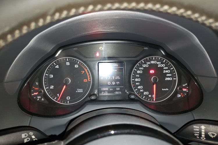 奥迪Q5 2015款 40 TFSI 舒适型中控内饰14