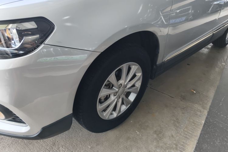 哈弗H6 2019款 运动版 1.5T 自动两驱精英型 国VI车身外观35