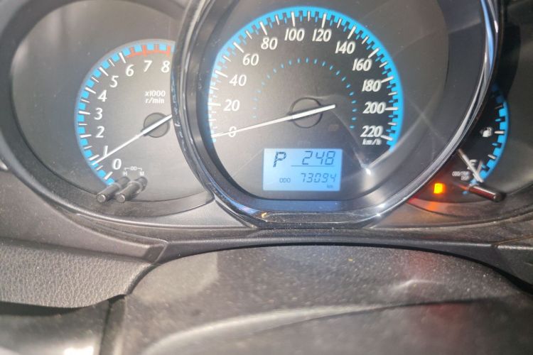 丰田 YARiS L 致炫 2016款 改款 1.5E CVT魅动版中控内饰15