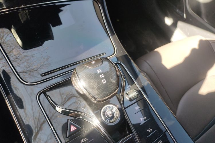 比亚迪 汉 2021款 EV 标准续航版豪华型中控内饰18