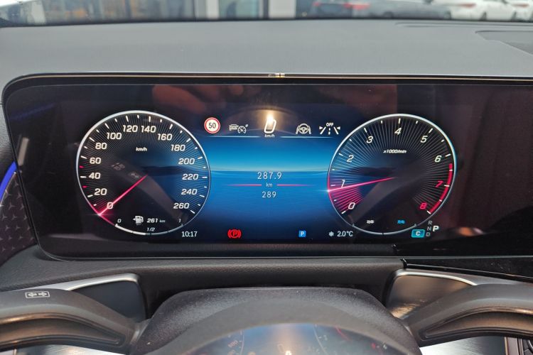 奔驰GLB 2025款 GLB 220 动感型局部细节14