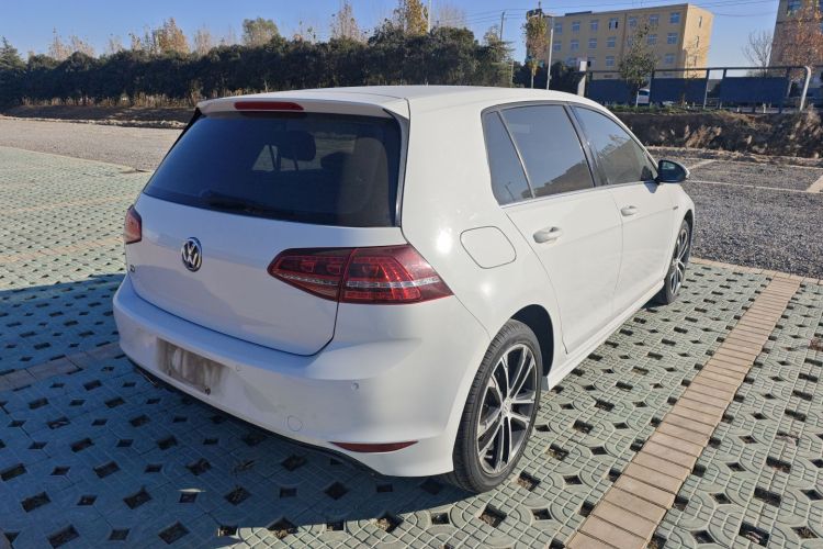 大众 高尔夫 2016款 1.4TSI 自动R-Line车身外观7