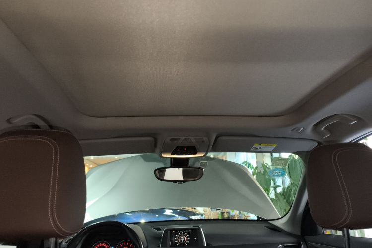 宝马X1 2016款 sDrive20Li 豪华型局部细节22