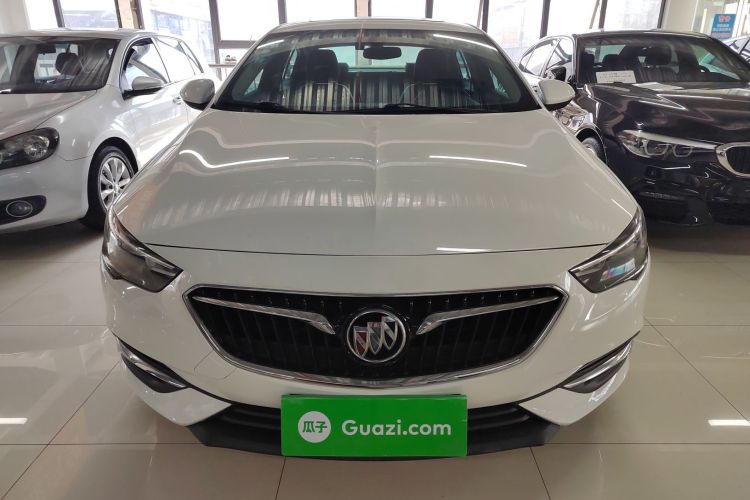 别克 君威 2019款 20T 精英型 国VI车身外观2