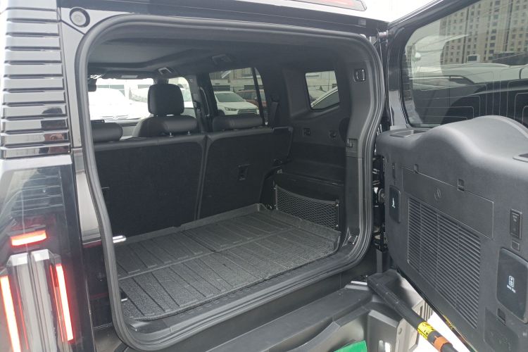 捷途旅行者 2023款 2.0T 四驱穿越PRO+机舱底盘23