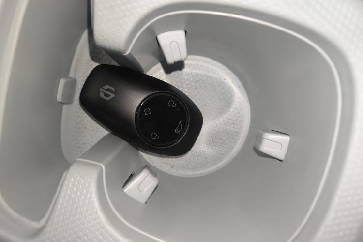 零跑汽车 零跑T03 2025款 310舒享版中控内饰11