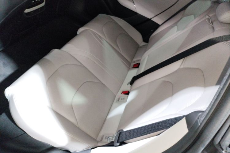 小米汽车 小米SU7 2024款 后驱超长续航高阶智驾Pro版中控内饰7004