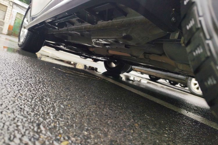 Jeep 指南者 2019款 220T 自动家享炫酷版局部细节9003