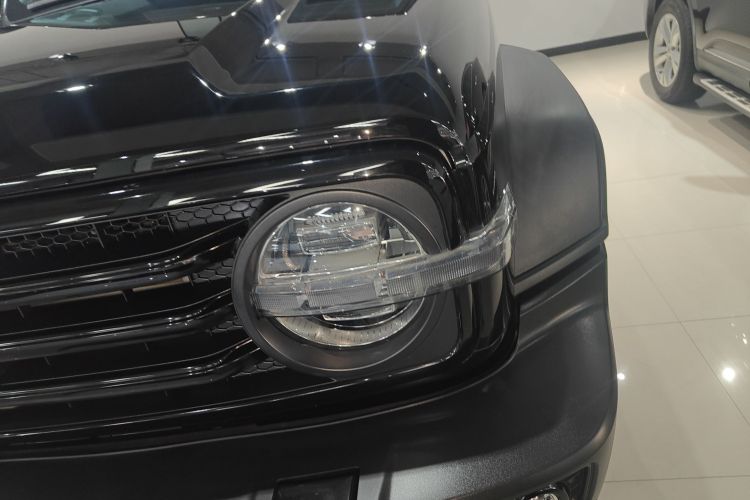 坦克300 2023款 越野版 2.0T 征服者局部细节36