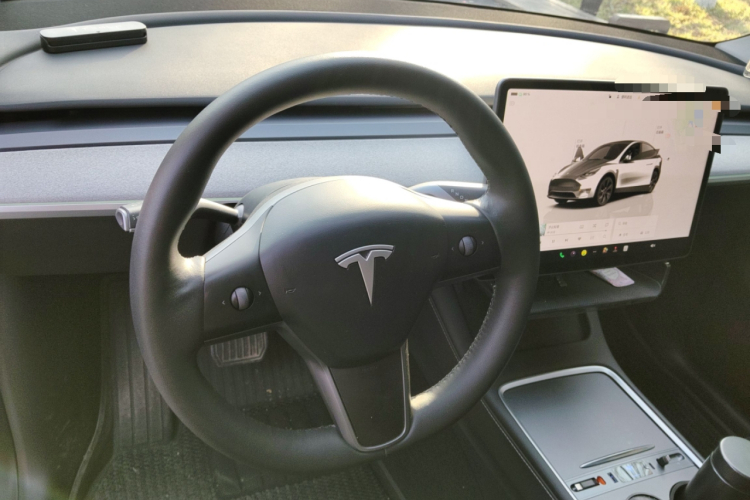 特斯拉 Model Y 2023款 后轮驱动版局部细节13