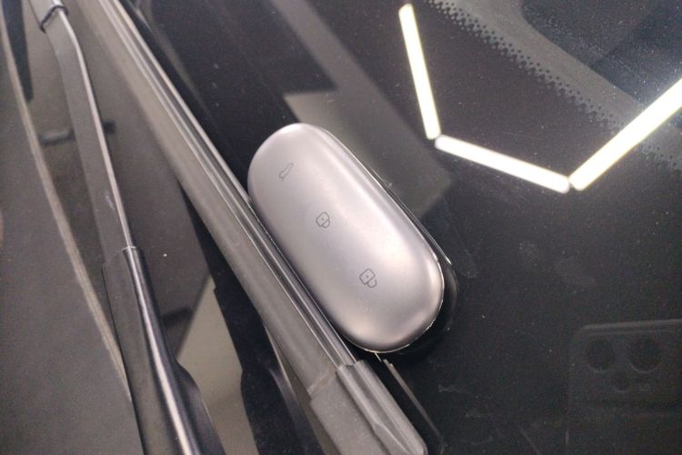 理想汽车 理想L8 2024款 Max中控内饰7001