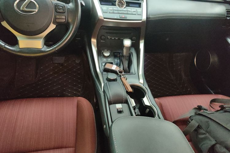 雷克萨斯NX 2015款 200 前驱 锋行版中控内饰18