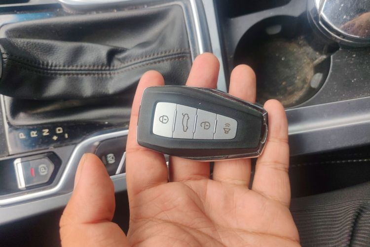 吉利汽车 帝豪 2019款 领军版 1.5L CVT豪华型 国VI中控内饰7001