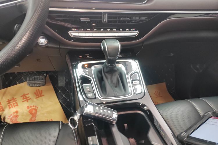 广汽传祺 传祺M6 2023款 PRO 270T DCT豪华版中控内饰18