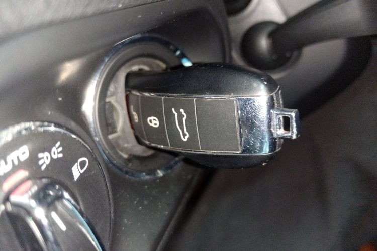 保时捷 2017款  Macan 2.0T中控内饰7001