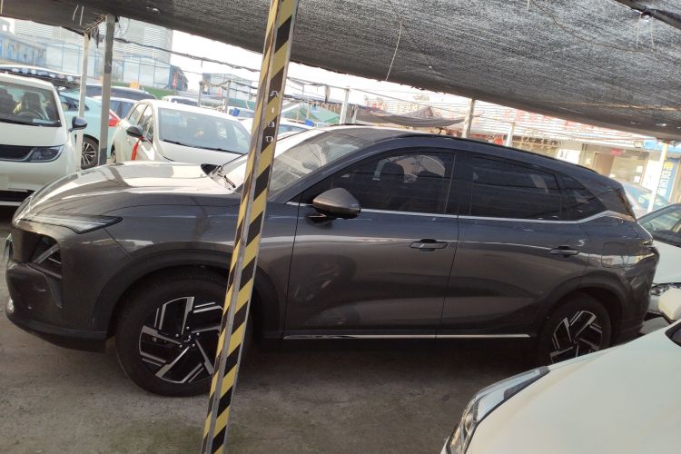 五菱汽车 五菱星光S 2024款 130km 旗舰型车身外观4