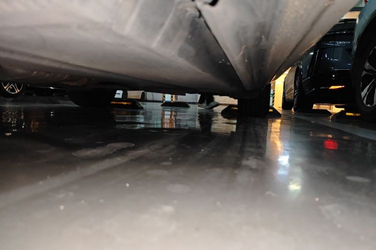 奥迪A4L 2011款 2.0 TFSI 舒适型局部细节9004