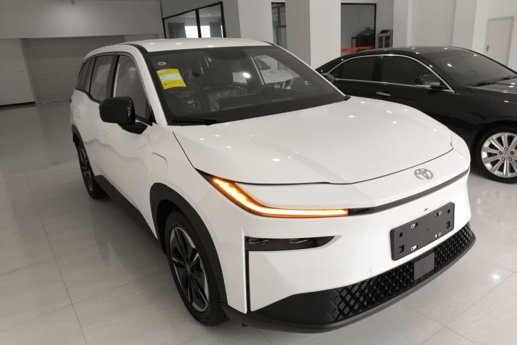 丰田 铂智3X 2025款 430 Air车身外观3