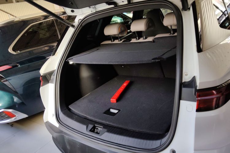 比亚迪 宋Pro新能源 2023款 冠军版 DM-i 110KM卓越型机舱底盘23