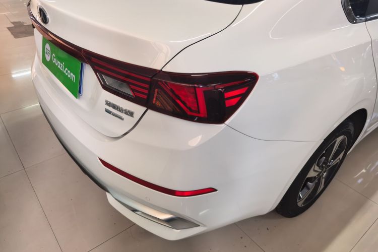 起亚K3 2019款 1.5L CVT智享互联版车身外观9