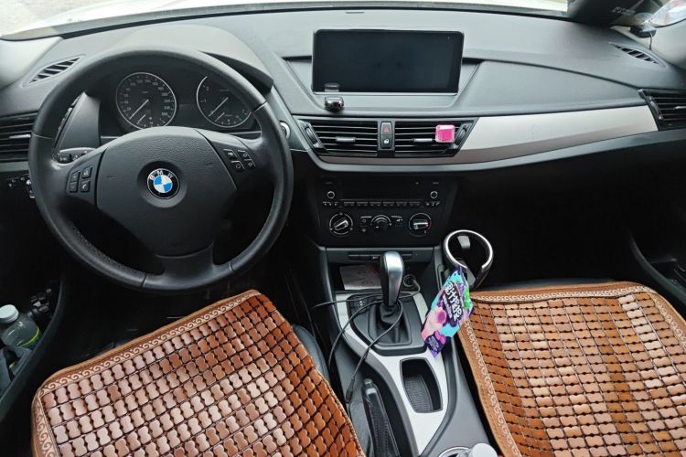 宝马X1 2013款 sDrive18i 时尚型中控内饰7002