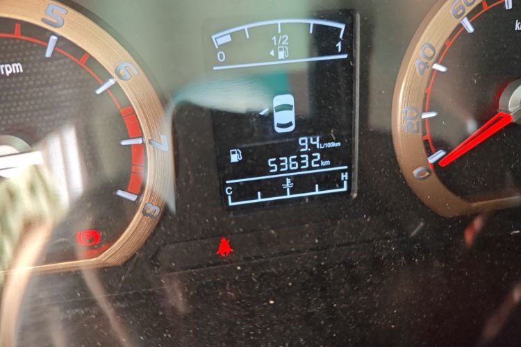 东风风行 菱智 2018款 M5L 1.6L 7座豪华型中控内饰15