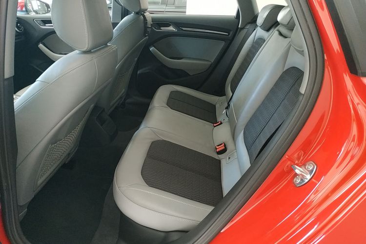 奥迪A3 2017款 Sportback 35 TFSI 时尚型中控内饰21