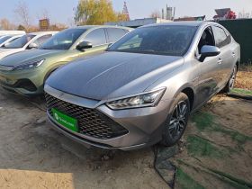 比亚迪 秦PLUS 2021款 DM-i 55KM 旗舰型