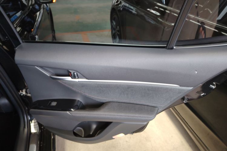 丰田 凯美瑞 2023款 双擎 2.5HG 豪华版中控内饰45