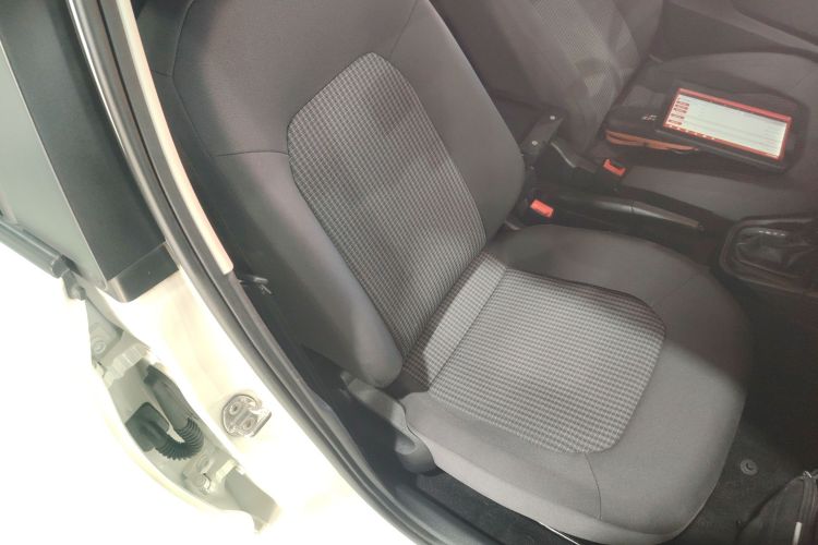 大众 桑塔纳 2021款 1.5L 自动风尚版局部细节41