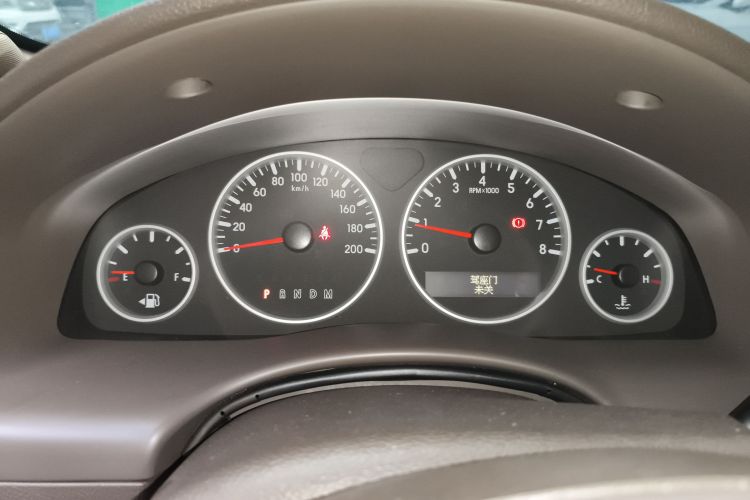 别克GL8 2014款 2.4L 经典版中控内饰14