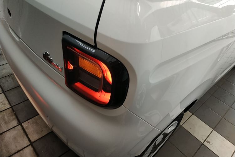 吉利银河 熊猫 2025款 210km 元气熊车身外观9