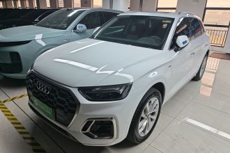 奥迪Q5L 2022款 改款 40T 豪华动感型
