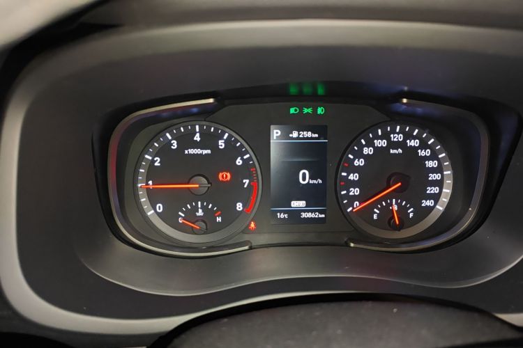 北京现代ix35 2019款 2.0L 自动两驱智勇·畅享版 国VI中控内饰14