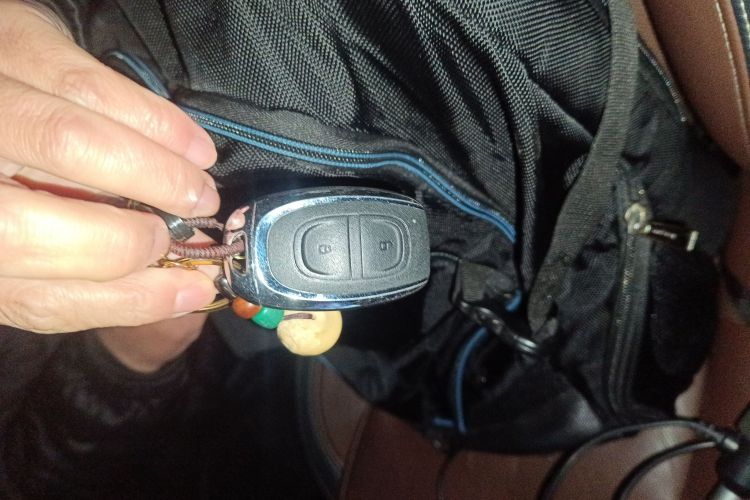 上汽大通MAXUS 大通G10 2014款 2.0T 自动豪华行政版中控内饰11