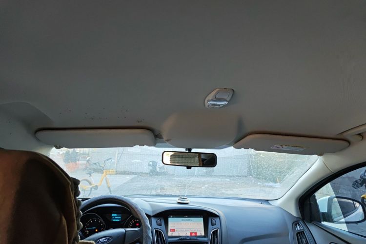 福特 福克斯 2018款 两厢经典 1.6L 自动舒适型智行版中控内饰22