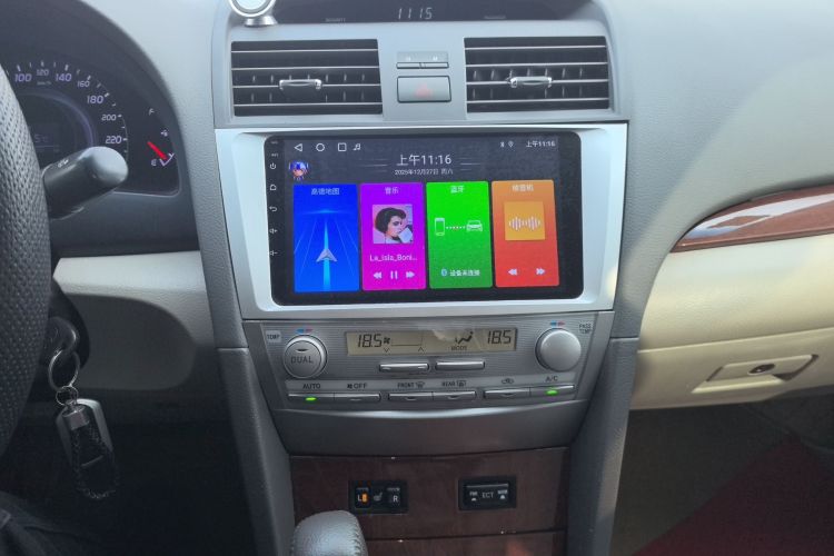 丰田 凯美瑞 2013款 200G 经典豪华版中控内饰16