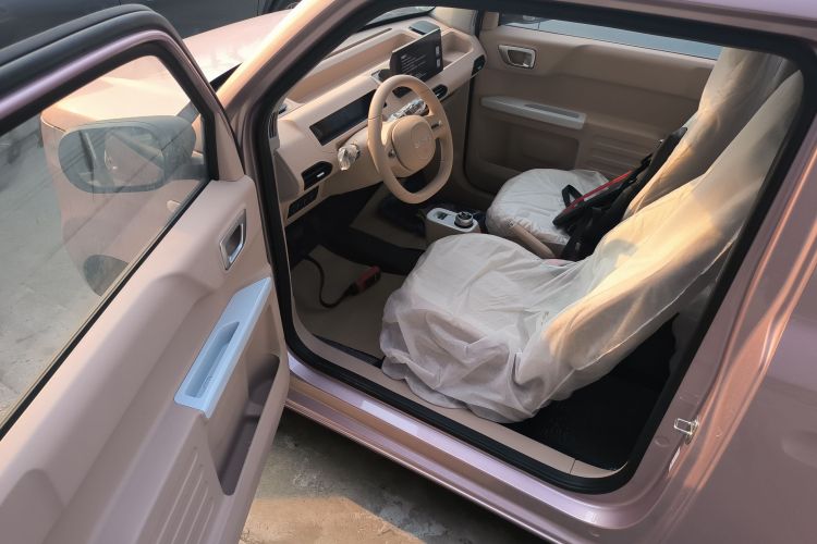 吉利银河 2024款 熊猫mini 200km 耐力熊中控内饰20