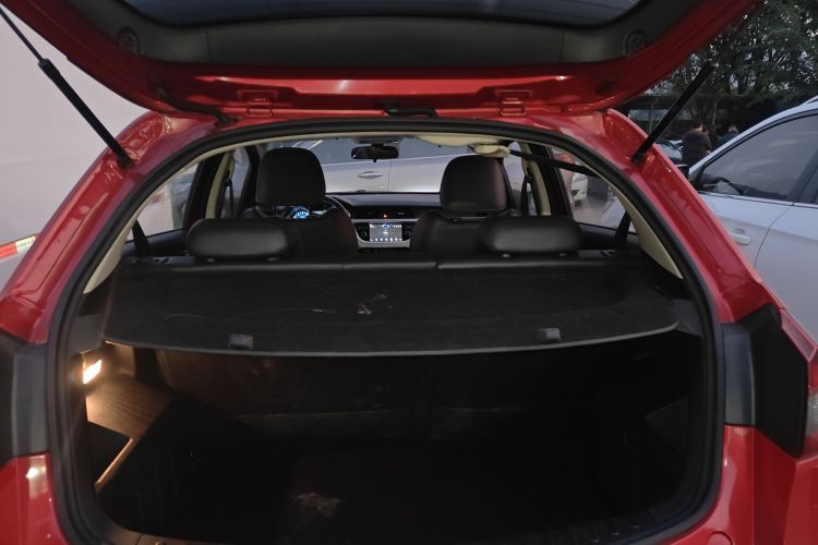 吉利汽车 远景X3 2019款 升级版 1.5L 手动尊贵型机舱底盘23