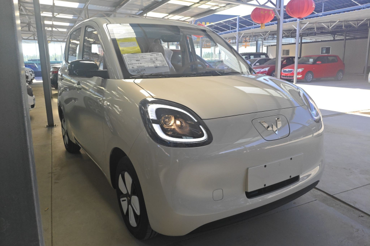 五菱汽车 宏光MINIEV 2025款 四门版 进阶款车身外观3