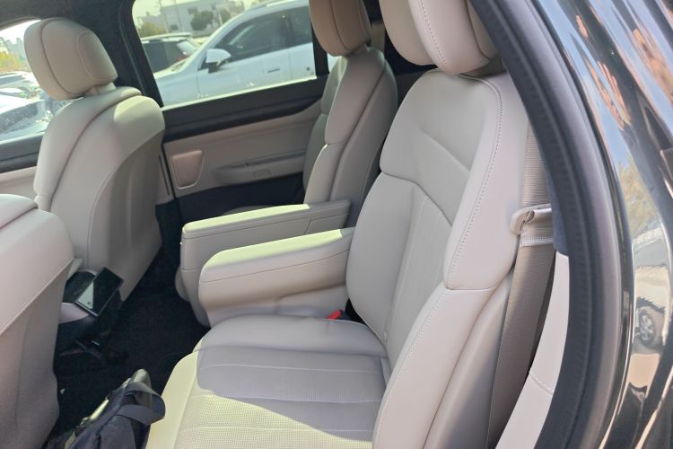 蔚来ES8 2024款 75kWh中控内饰21