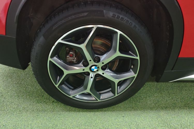 宝马X1 2019款 xDrive20Li 尊享型车身外观6008