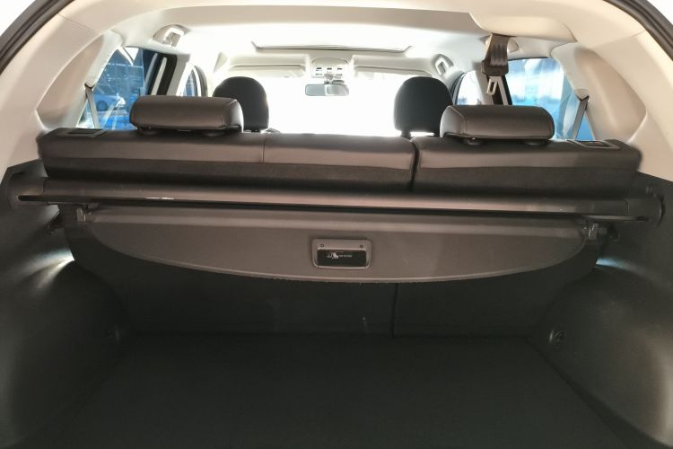 哈弗H2 2017款 红标 1.5T 手动两驱豪华型机舱底盘23