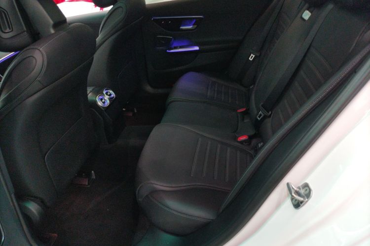 奔驰C级 2024款 改款 C 260 L 运动版中控内饰7004