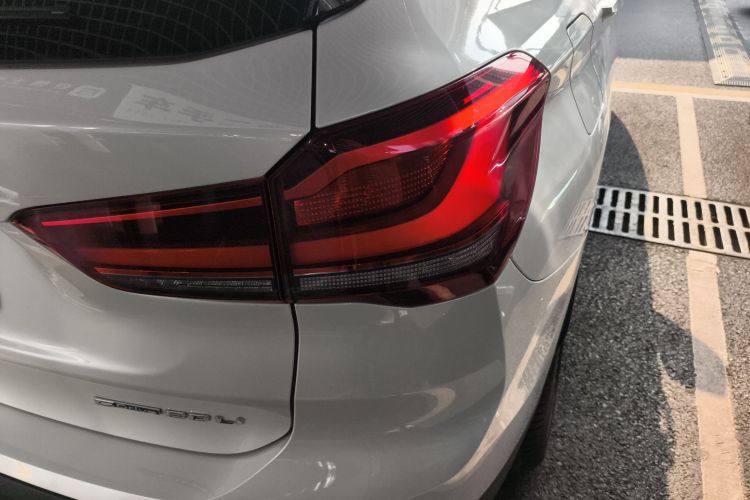 宝马X1 2020款 sDrive20Li 时尚型车身外观6006