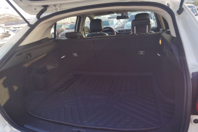 观致5 2018款 改款 1.6T 自动尊贵型机舱底盘23