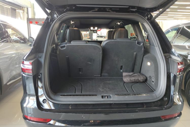 理想汽车 理想ONE 2021款 增程6座版机舱底盘23